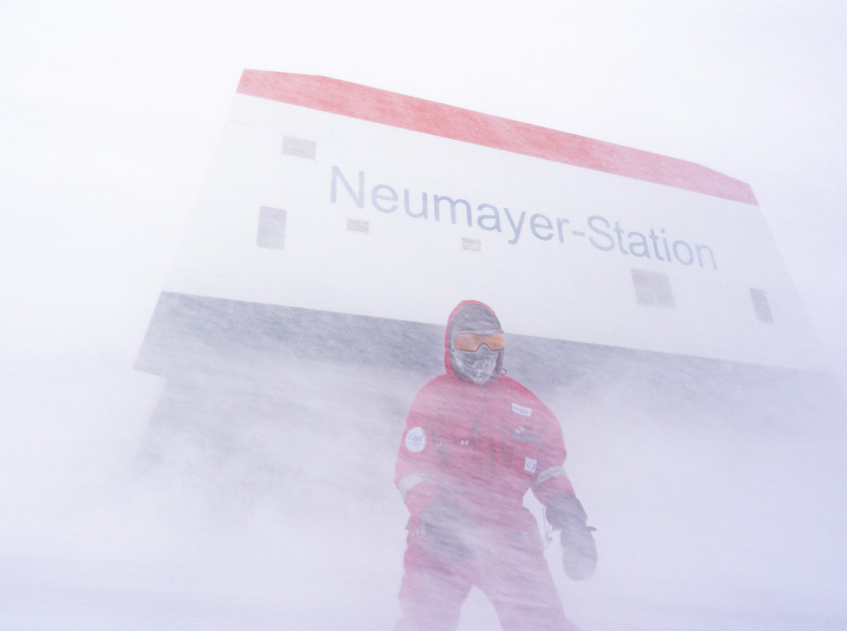 Aurelia Hölzer – Überwintern in der Antarktis: Polarschimmer