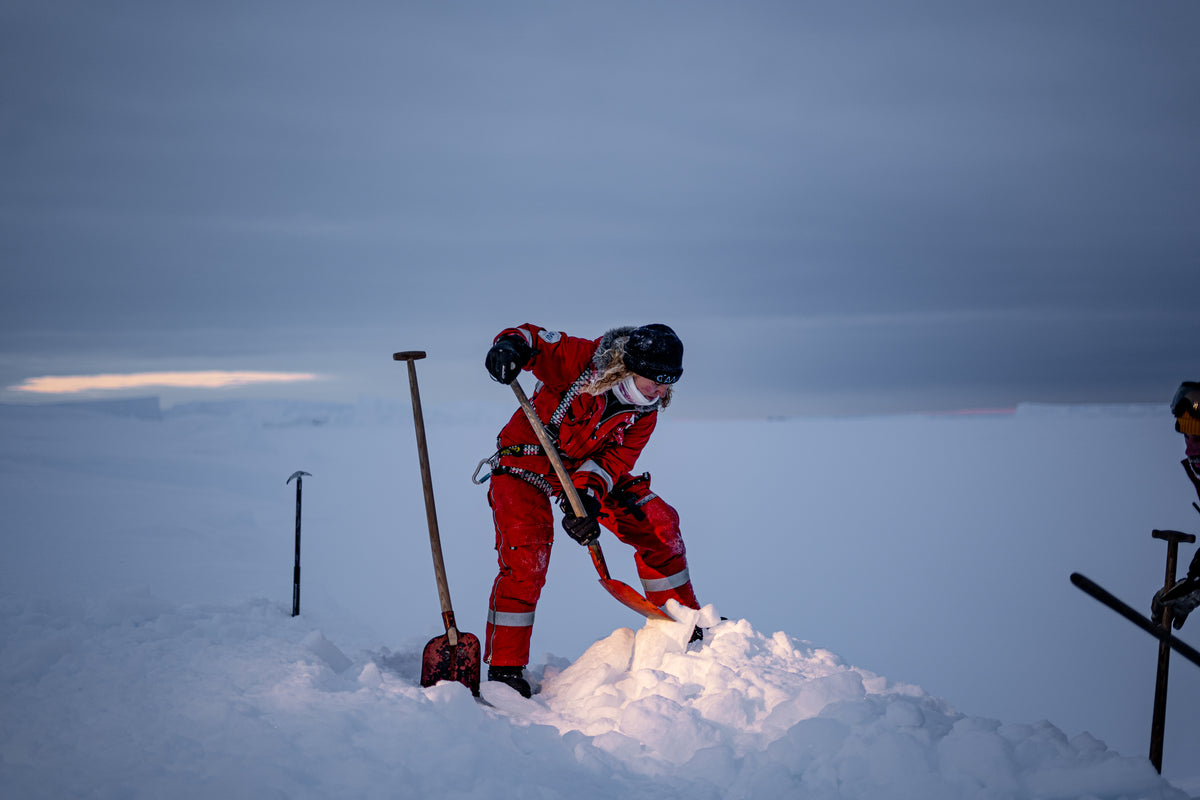 Aurelia Hölzer – Überwintern in der Antarktis: Polarschimmer